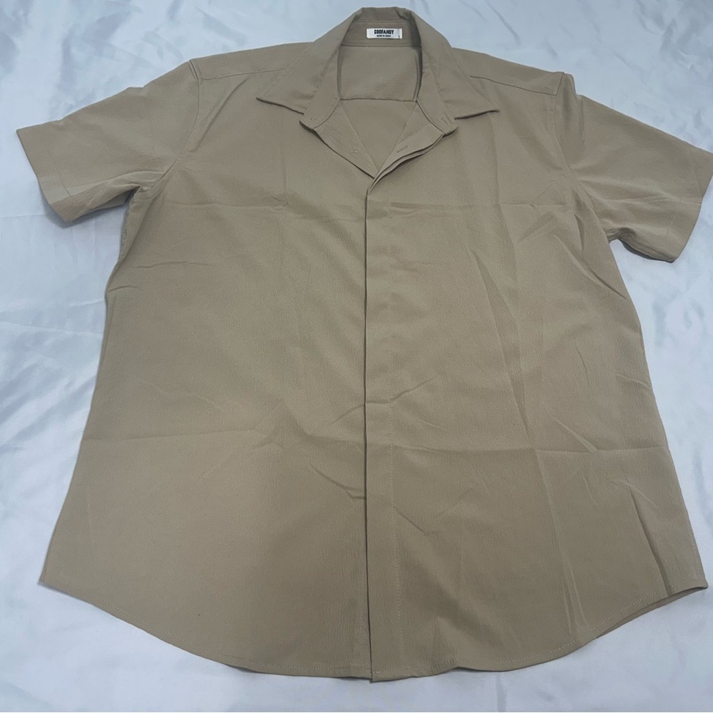 ⭐️5/25⭐️Men's Casual Tan Button-Down Shirt